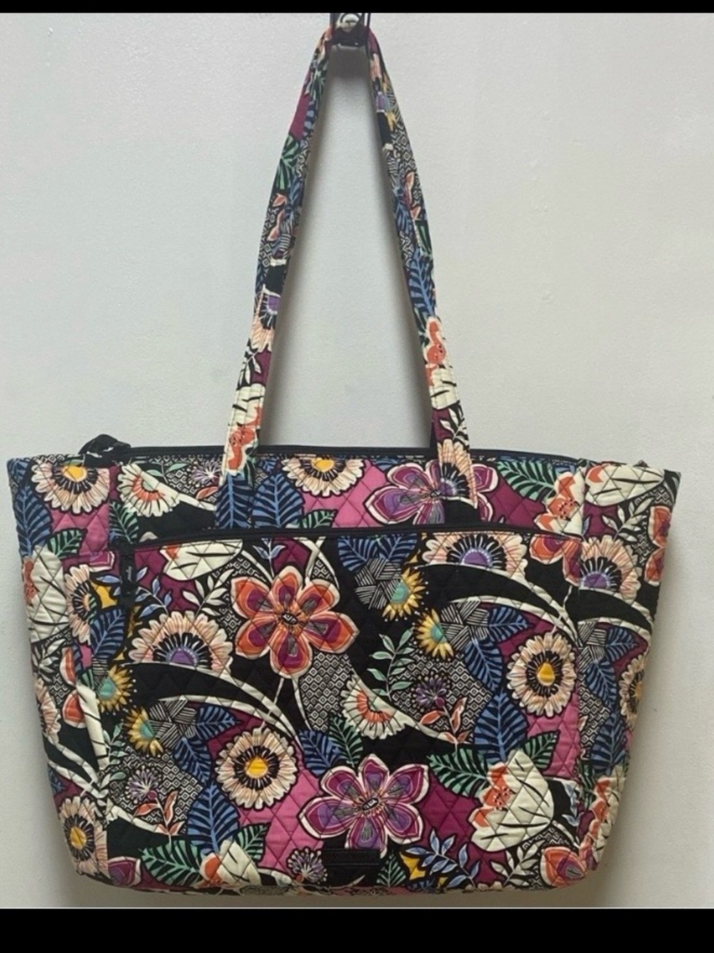 Vera Bradley Large Quilted Floral Tote Pink Purple zip top